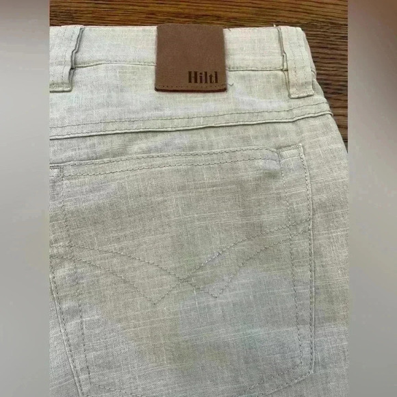 Hiltl classic five pocket cotton blend that looks like linen. 35 by 30 looks new - Picture 3 of 4